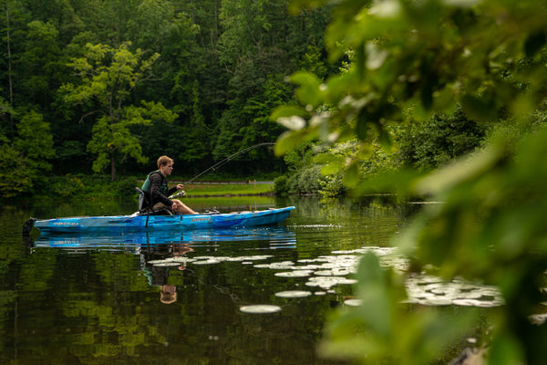 Paddle Kayaks vs Pedal Kayaks - Which Is Right for You? 